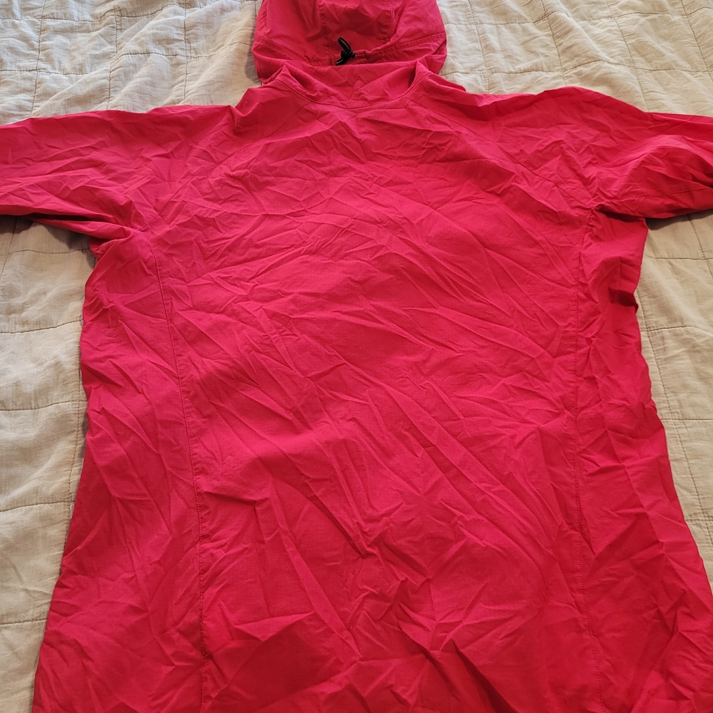 Arc'teryx Pink Hooded Jacket - Picture 8 of 11